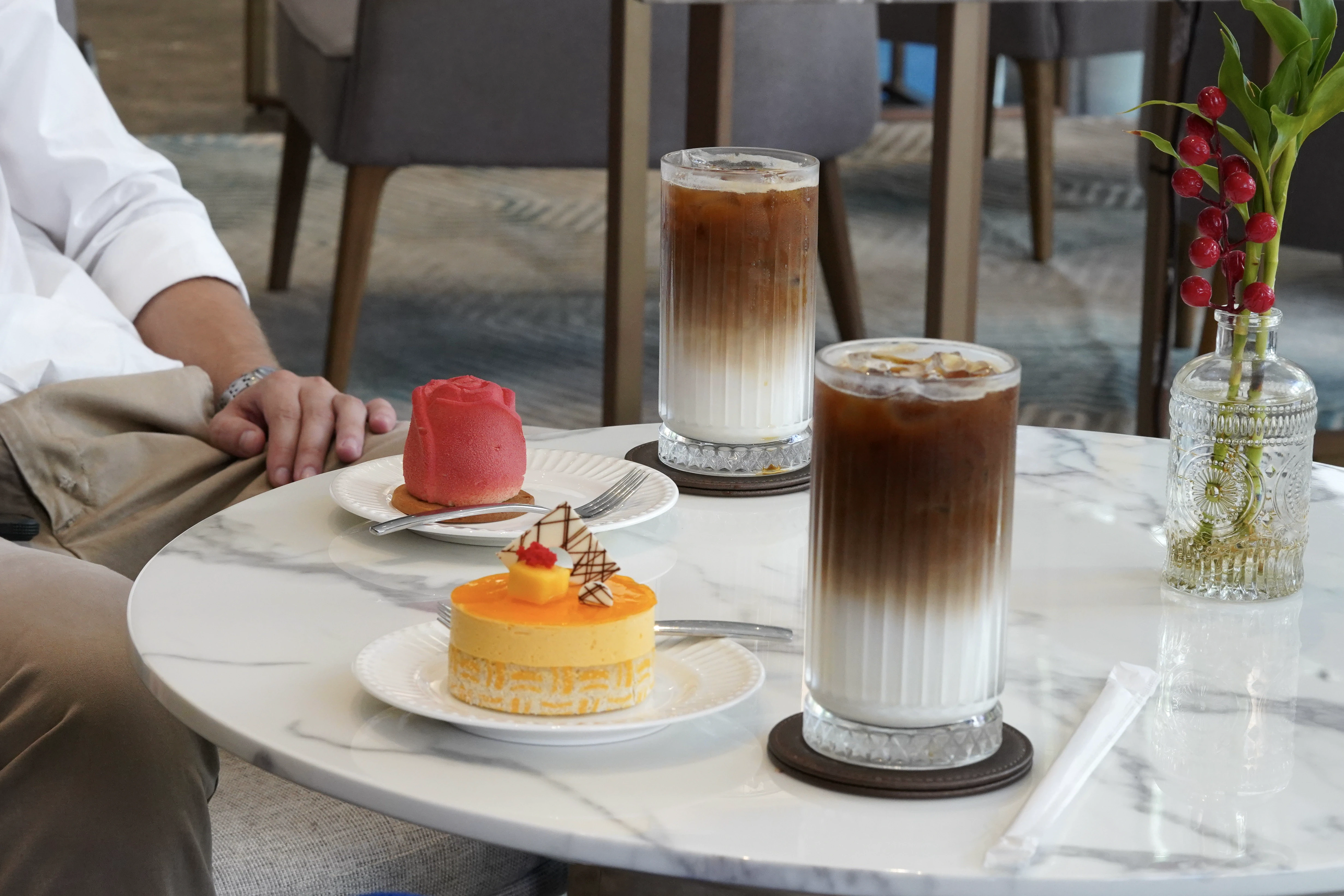 Aroma Bakery & Cafe photo 2