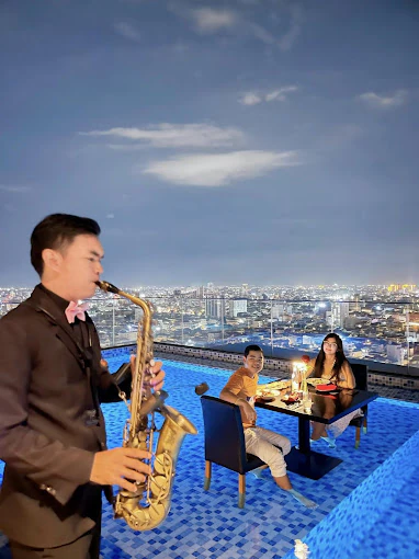 Aurora Sky Lounge photo 2