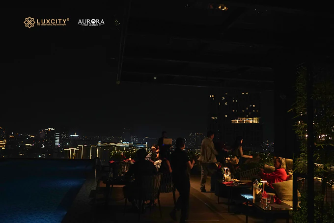 Aurora Sky Lounge photo 9
