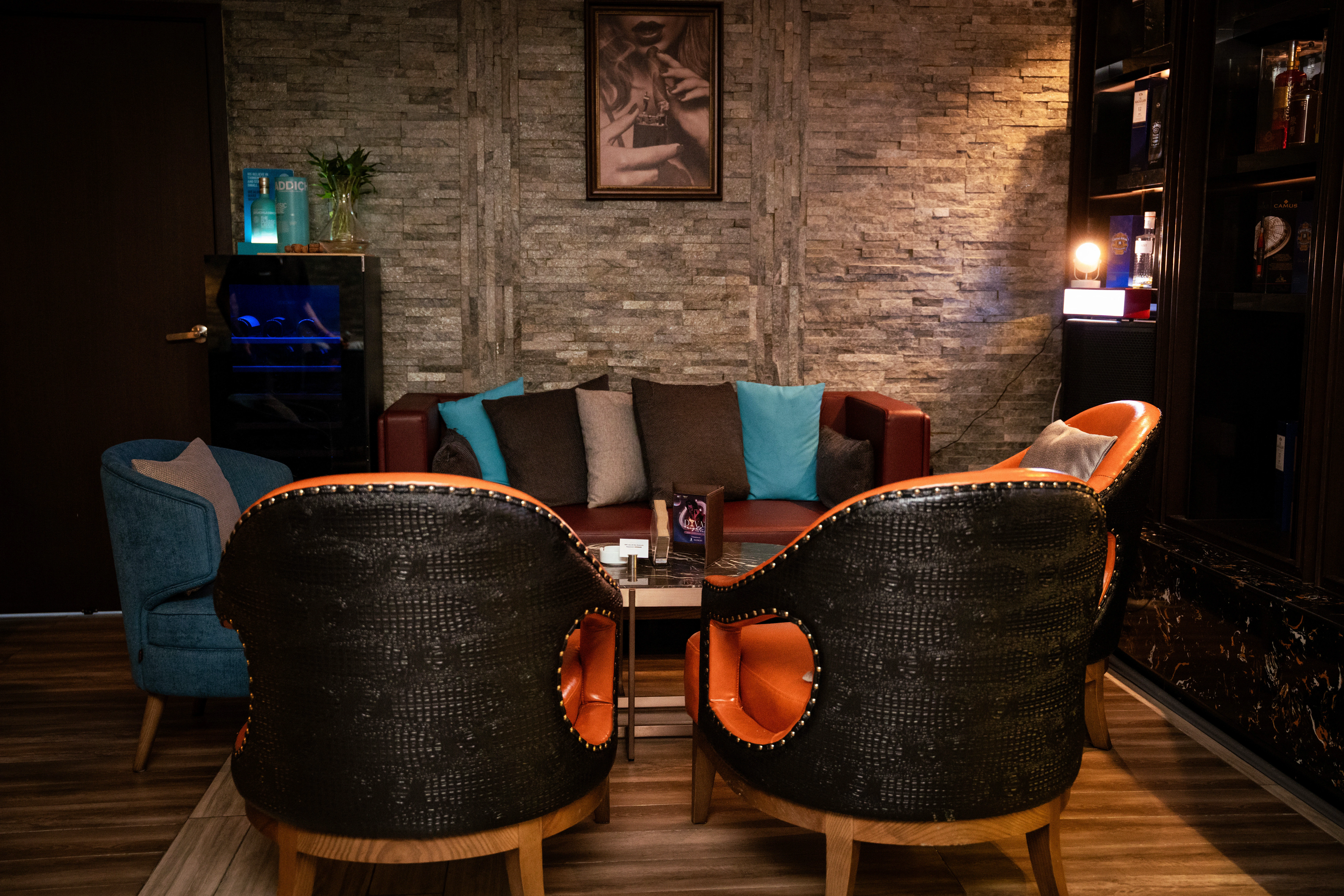 Churchill's Whisky & Cigar Bar photo 9