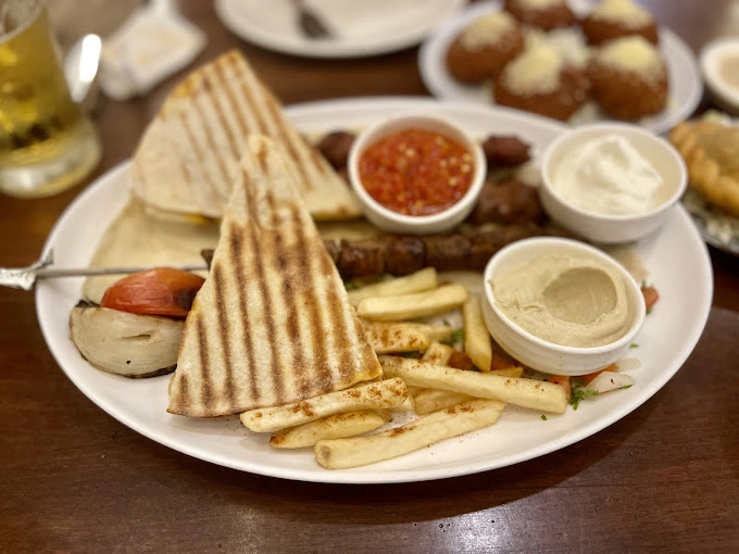 Hummus House photo 5