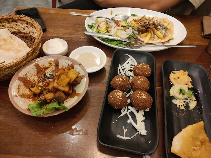 Hummus House photo 8