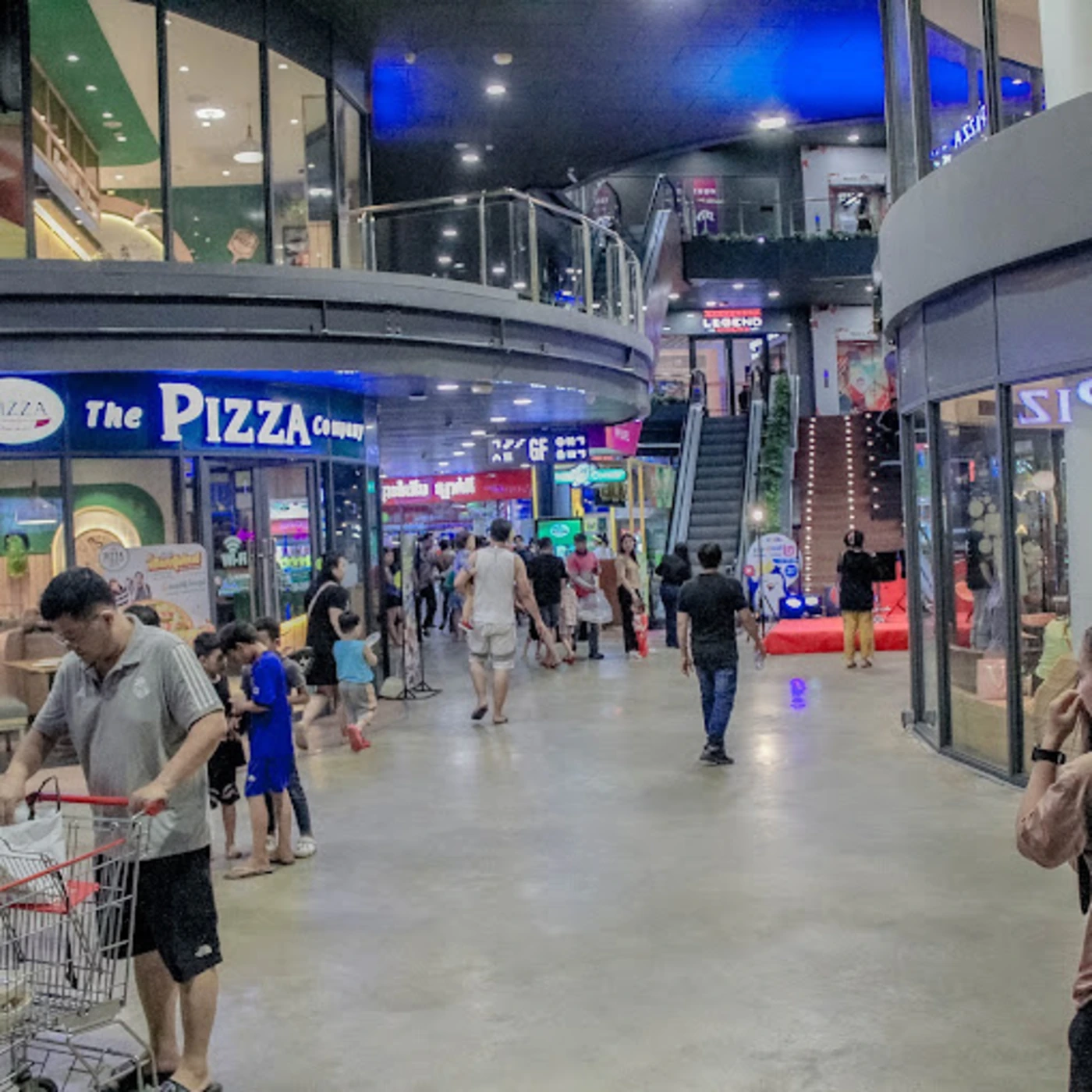 Midtown Shopping Centre photo 3