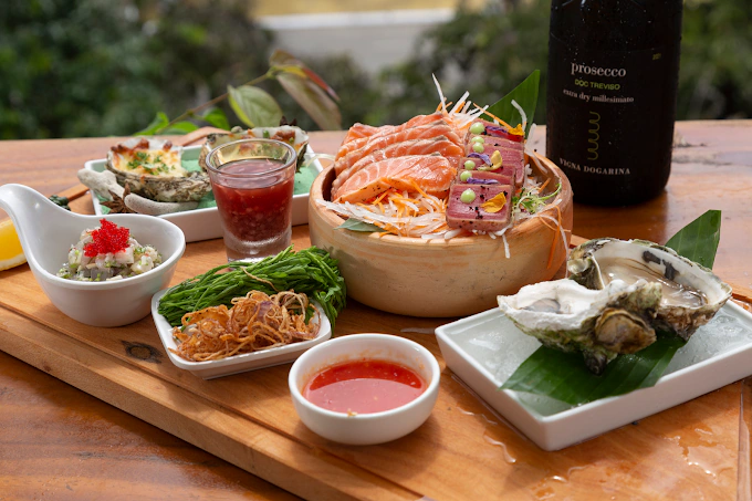 Organic Skybar at Palace Gate Hotel & Resort by EHM photo 10