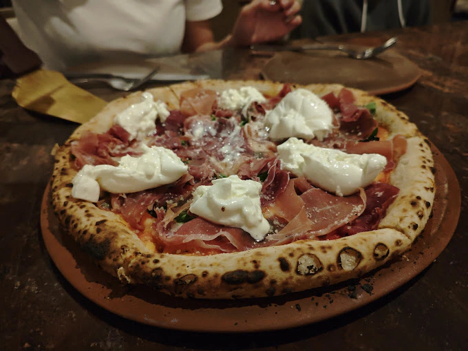Pizza 4P's BKK1 photo 10
