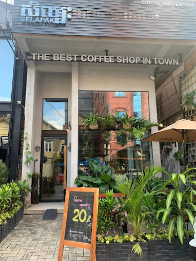 selapak coffee and eatery photo 2