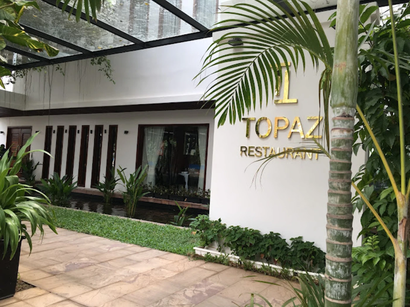 TOPAZ (Norodom Boulevard) photo 2